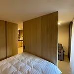 Location Lift Front 公寓 *