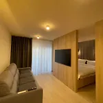 Location Lift Front * 布勒伊-切尔维尼亚